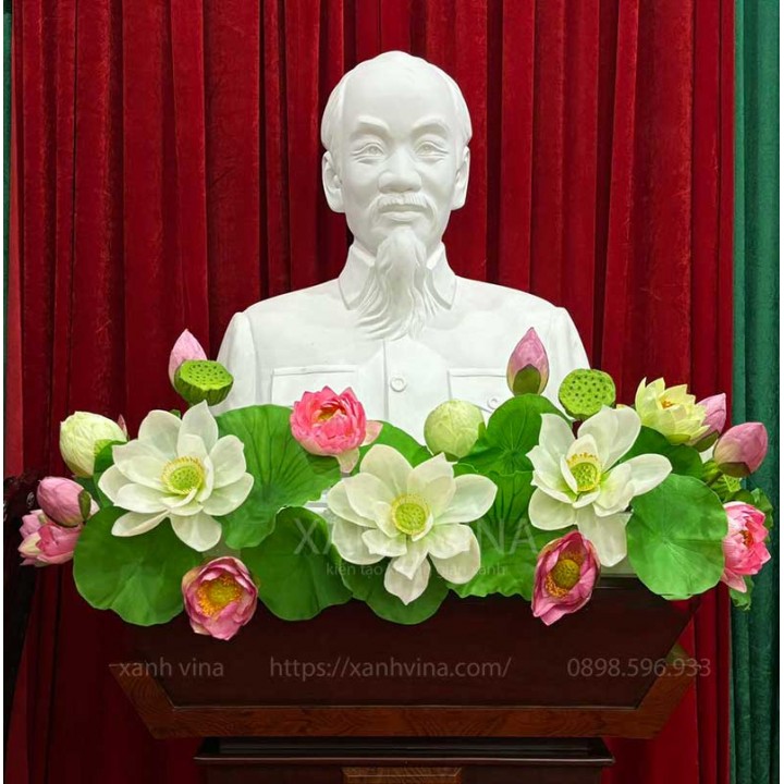 Hoa sen cao su trang trí bục tượng bác KT 75x60cm